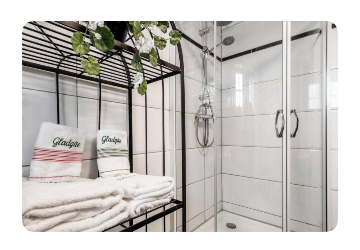 Gladgite Apartment *